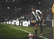 开云体育app-老鹰展翅横扫雷霆，小贾伦生涯之夜铸就传奇