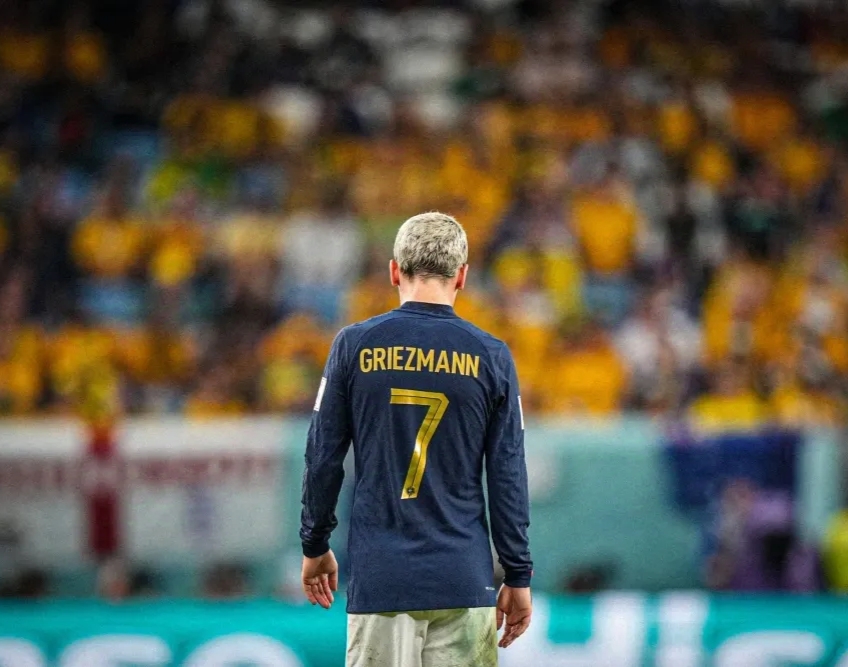 关于智利轻取皇马，格列兹曼高光表现的信息