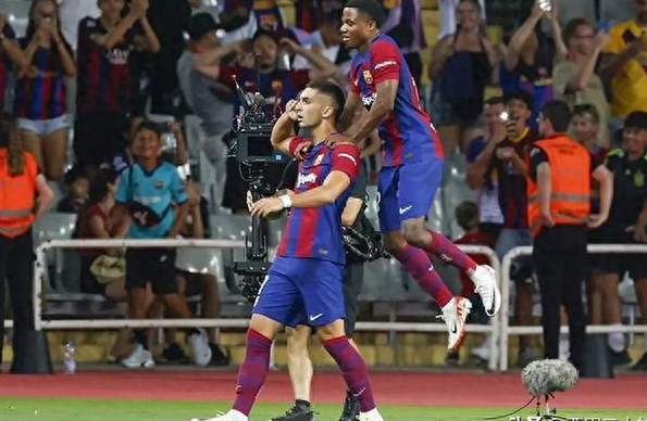 阿森纳翻盘巴萨,托雷斯制霸全场的简单介绍 阿森纳翻盘巴萨,托雷斯制霸全场的简单介绍