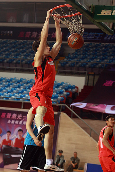 非洲篮球明星备战篮球赛,期待闪光表现的简单介绍 非洲篮球明星备战篮球赛,期待闪光表现的简单介绍