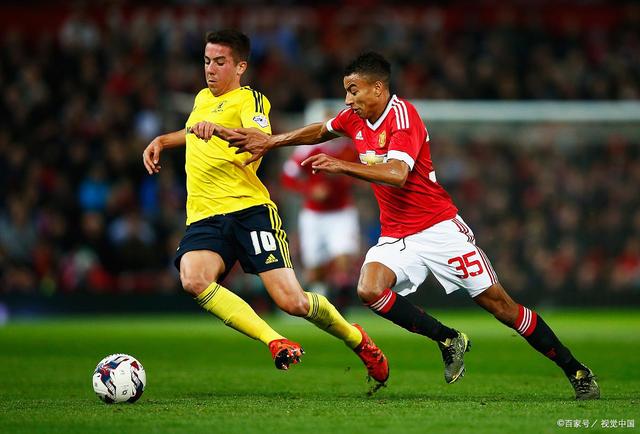 卡尔瓦哈尔开场破门,西班牙擒下瑞典!的简单介绍 卡尔瓦哈尔开场破门,西班牙擒下瑞典!的简单介绍