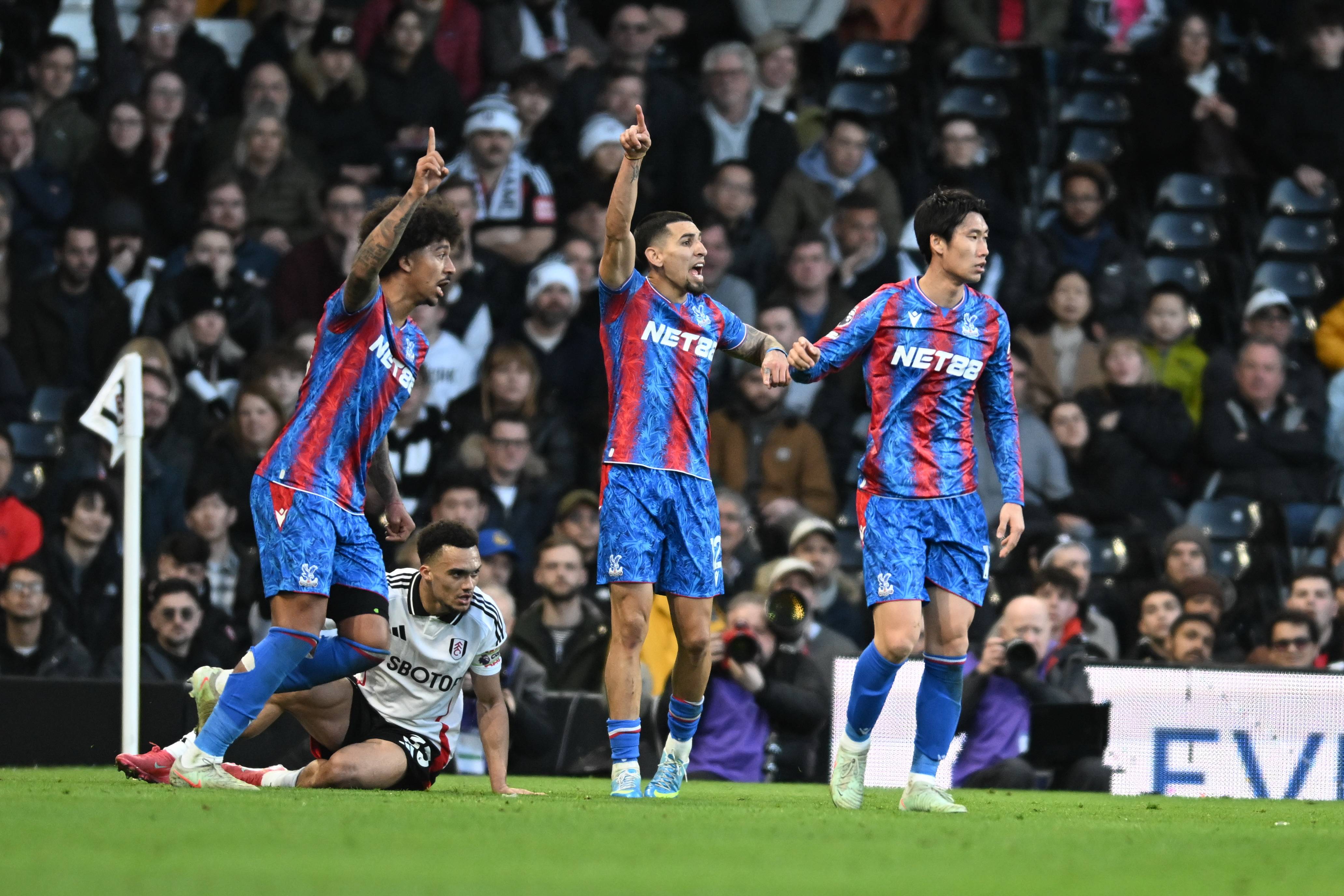 包含水晶宫客场惊险获胜，保级前景微微晴朗！的词条