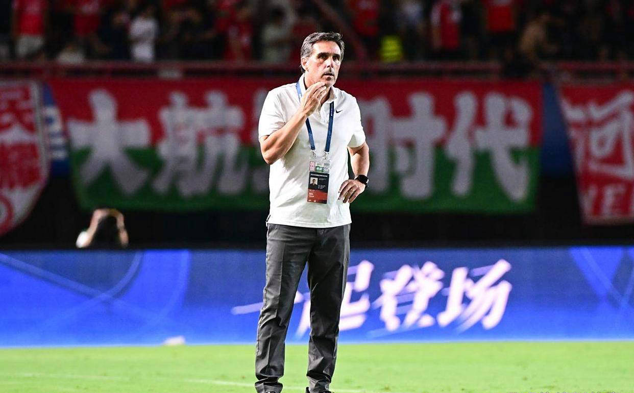 包含各支球队在实力和战术上的调整愈发精准，实力逐渐提升的词条