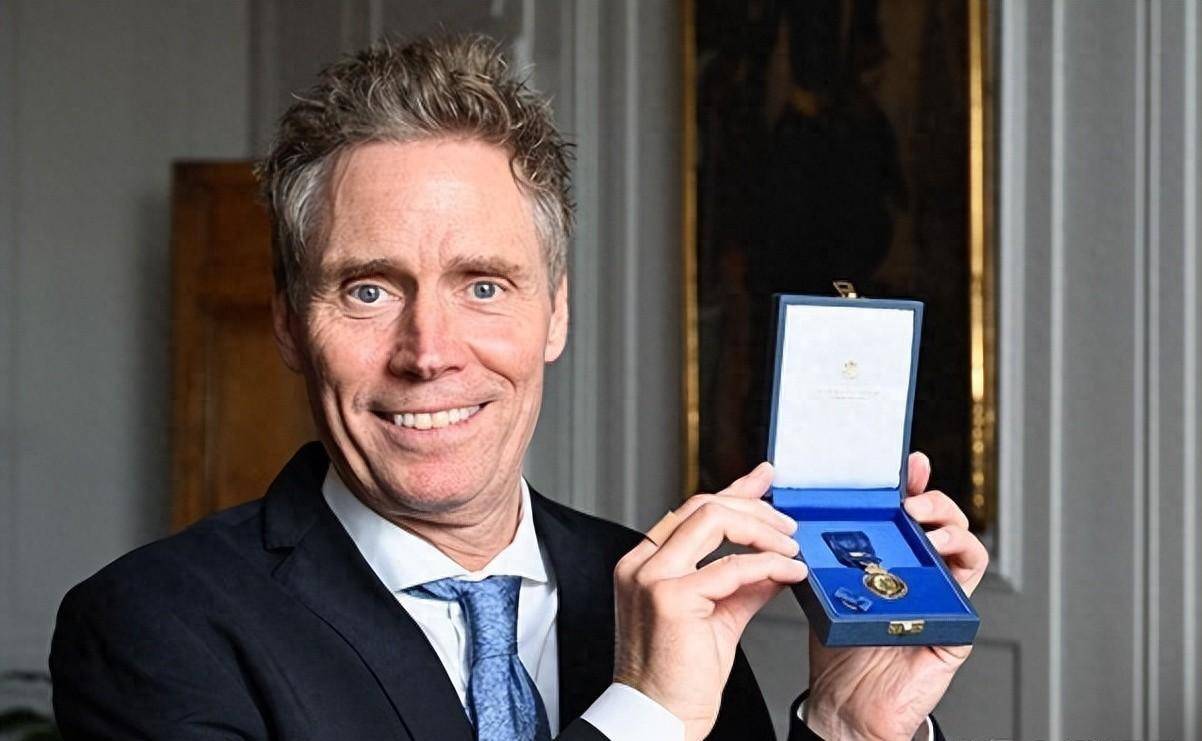 瑞典足球队教练被评选为年度最佳