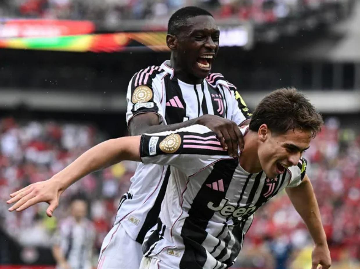 关于阿贾克斯对垒尤文图斯:胜负之间,谁能笑到最后的信息 关于阿贾克斯对垒尤文图斯:胜负之间,谁能笑到最后的信息