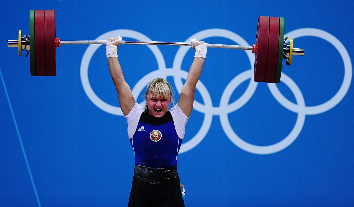 美国体操选手表现出色斩获金牌 美国体操选手表现出色斩获金牌