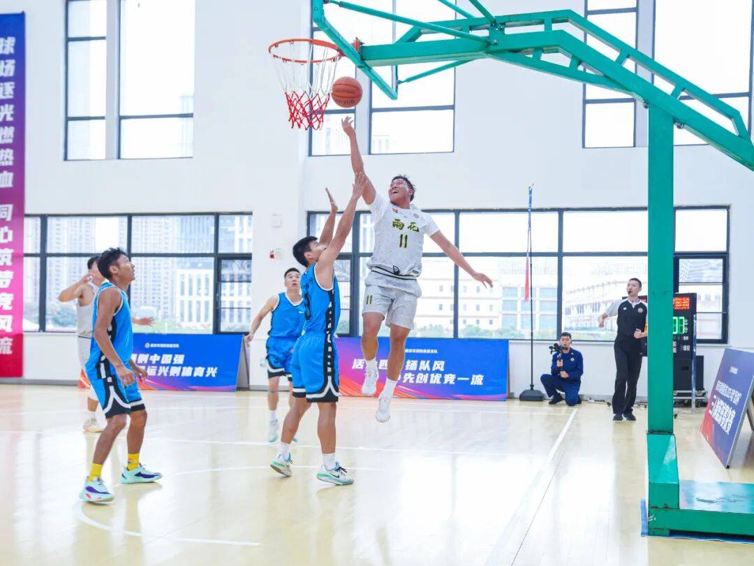 包含精彩篮球对决掀起高潮,豪强巅峰相争的词条 包含精彩篮球对决掀起高潮,豪强巅峰相争的词条