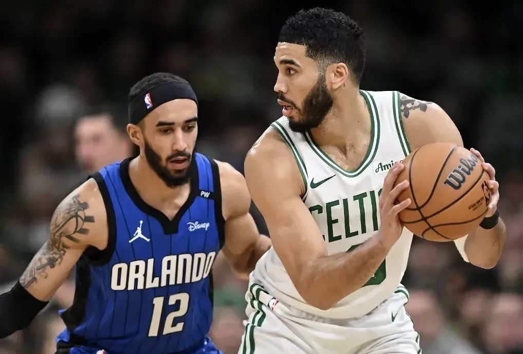 雄鹿险胜火箭，波尔津吉斯高光表现的简单介绍