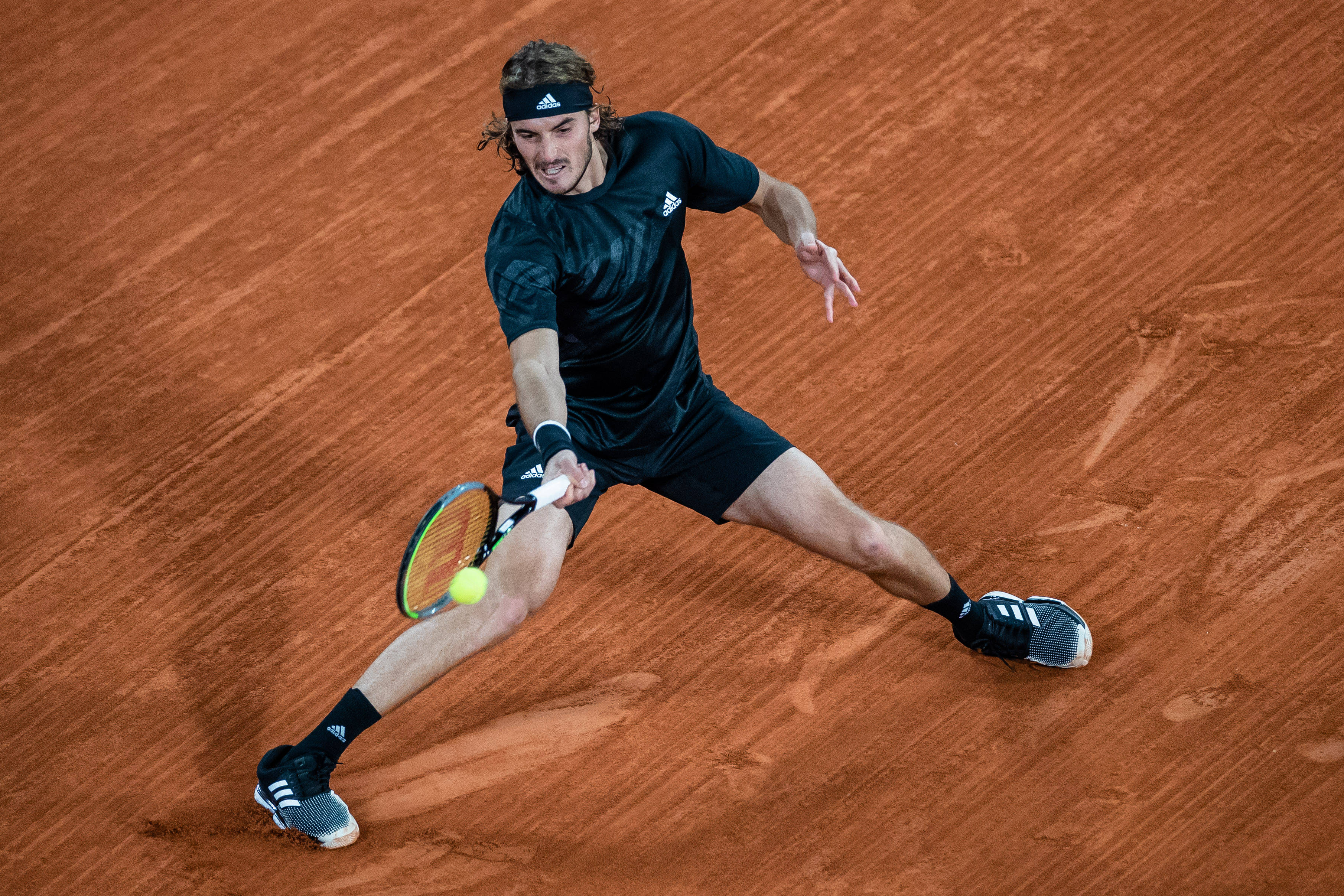 法国网球队血洗日本网球队,西西帕斯爆发神勇的简单介绍 法国网球队血洗日本网球队,西西帕斯爆发神勇的简单介绍