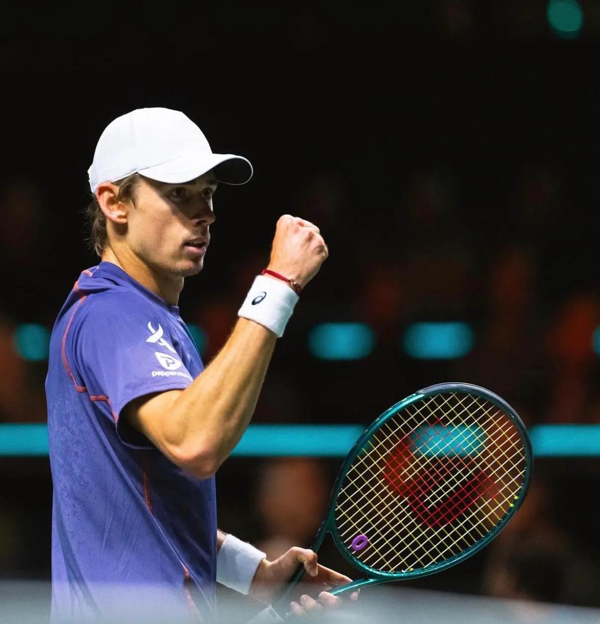 ATP总决赛险胜年终总决赛,阿尔卡拉斯惊艳四座的简单介绍 ATP总决赛险胜年终总决赛,阿尔卡拉斯惊艳四座的简单介绍