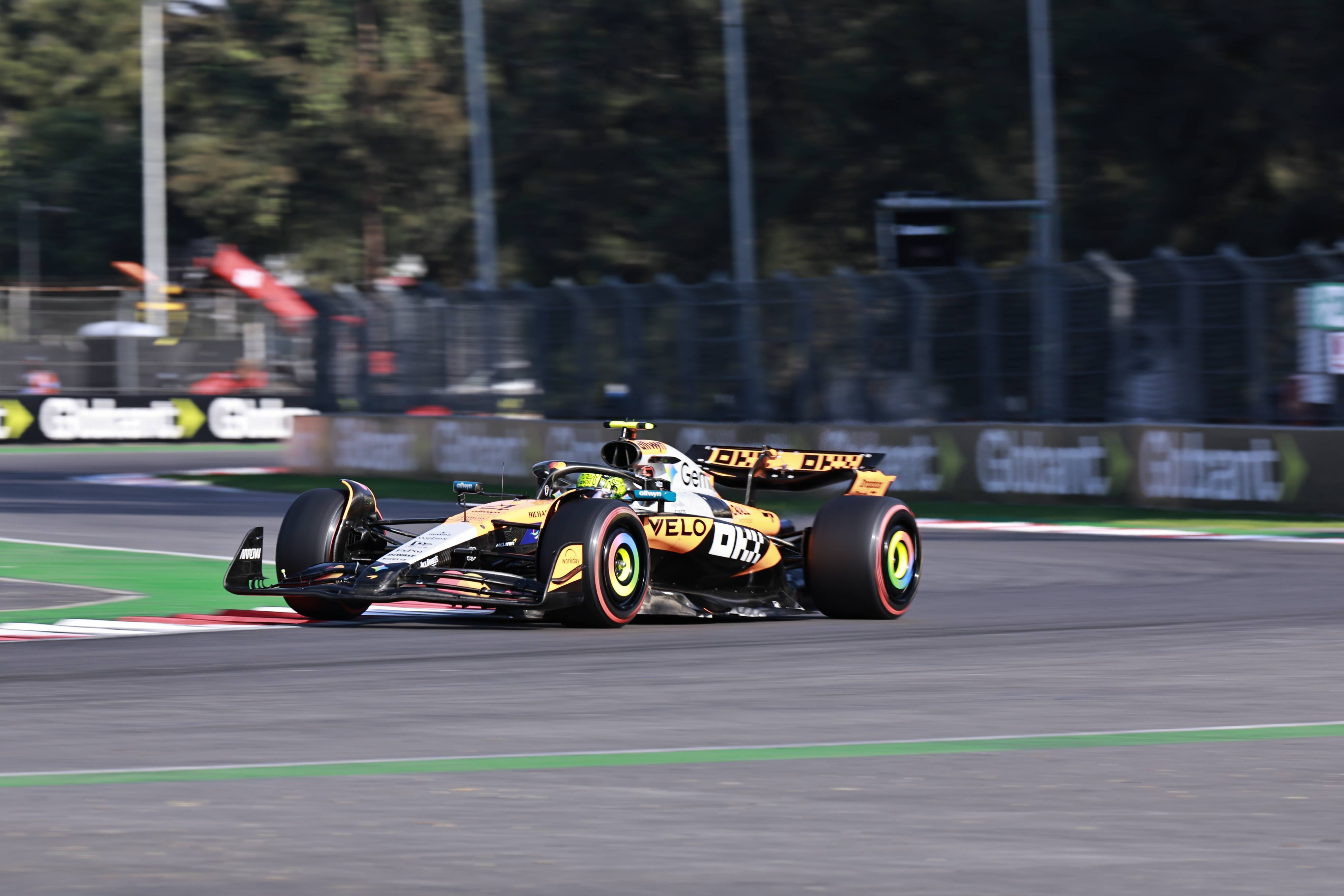 索伯车队完胜红牛二队,诺里斯统治全场的简单介绍 索伯车队完胜红牛二队,诺里斯统治全场的简单介绍