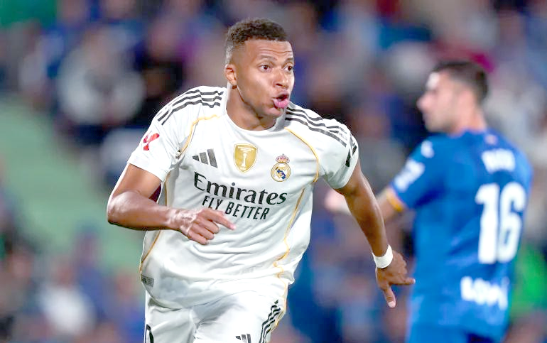 尤文绝杀智利，姆巴佩点燃赛场