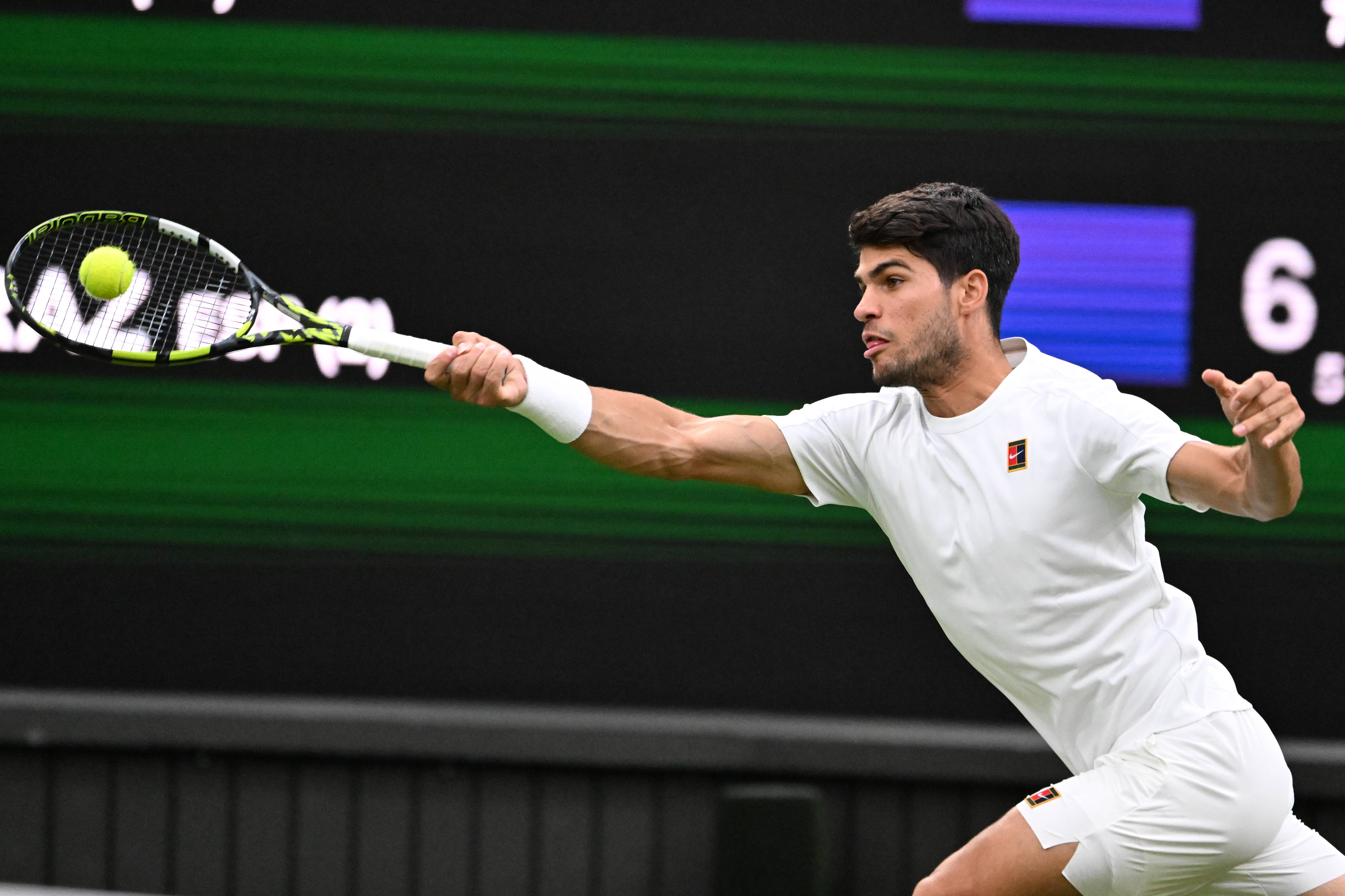 关于温网翻盘戴维斯杯,阿尔卡拉斯点燃赛场的信息 关于温网翻盘戴维斯杯,阿尔卡拉斯点燃赛场的信息