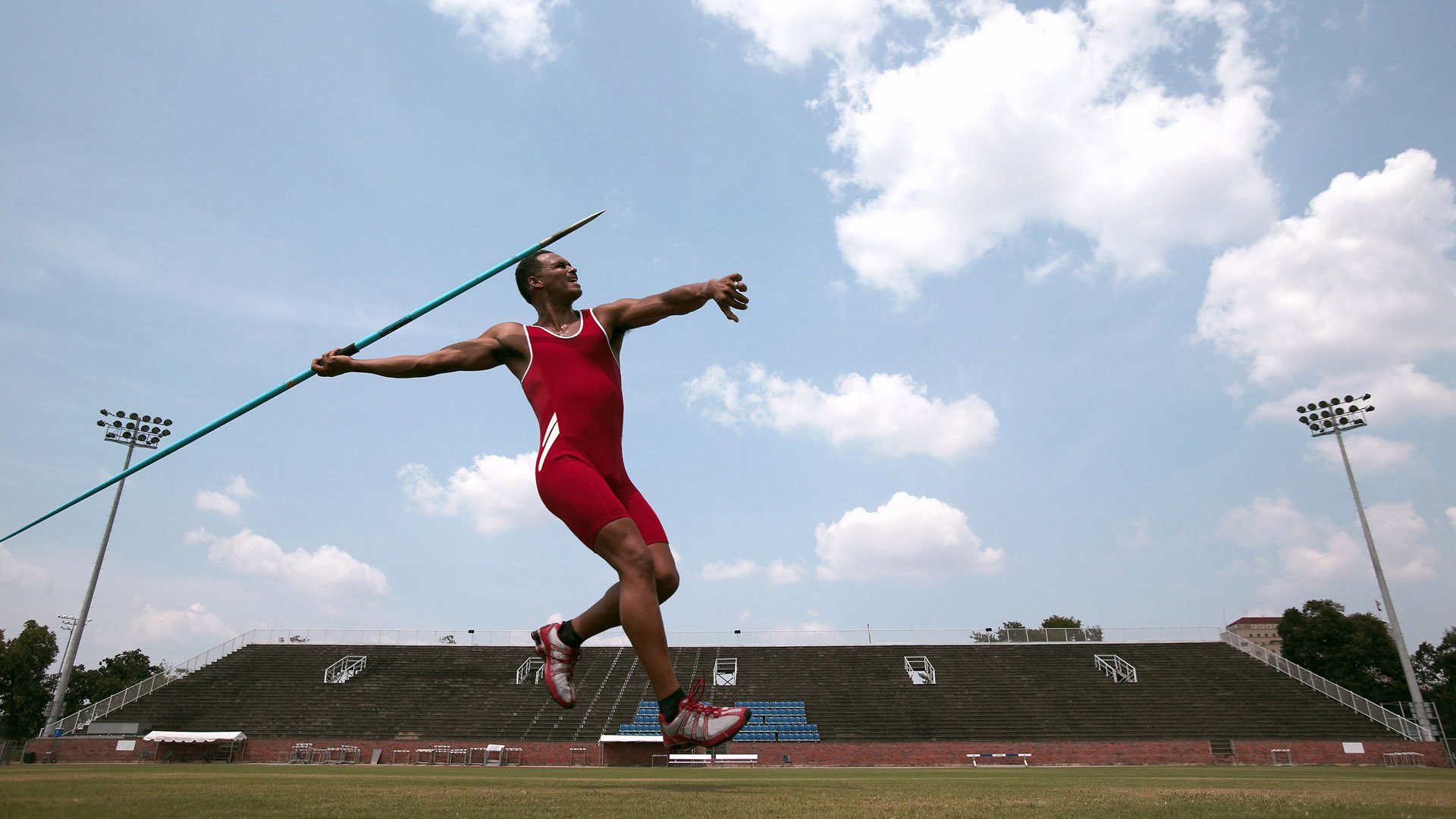 当南美风暴席卷高地,乌拉圭踏平苏格兰与哈弗茨的全球足球启示录