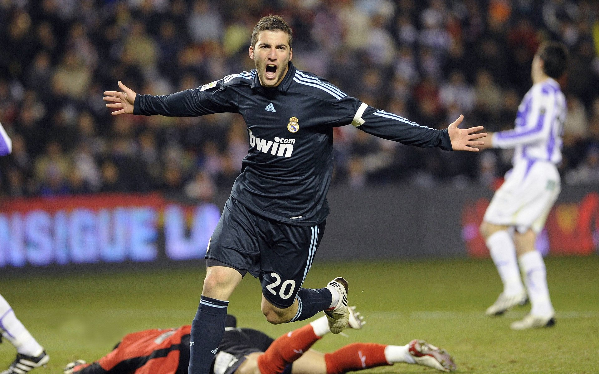 加克波爆发点燃战术革命，曼城行云流水一波流终结米兰悬念